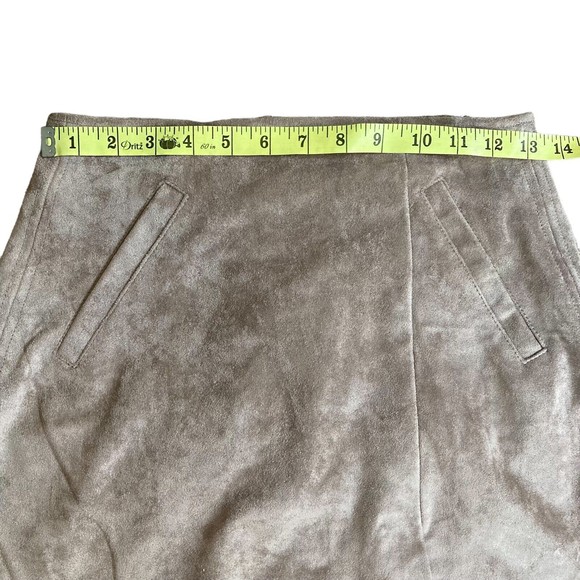 BLANK NYC Women's Size 24 Tan Beige Faux Suede Leather Slit Mini Skirt Defect - Picture 4 of 7